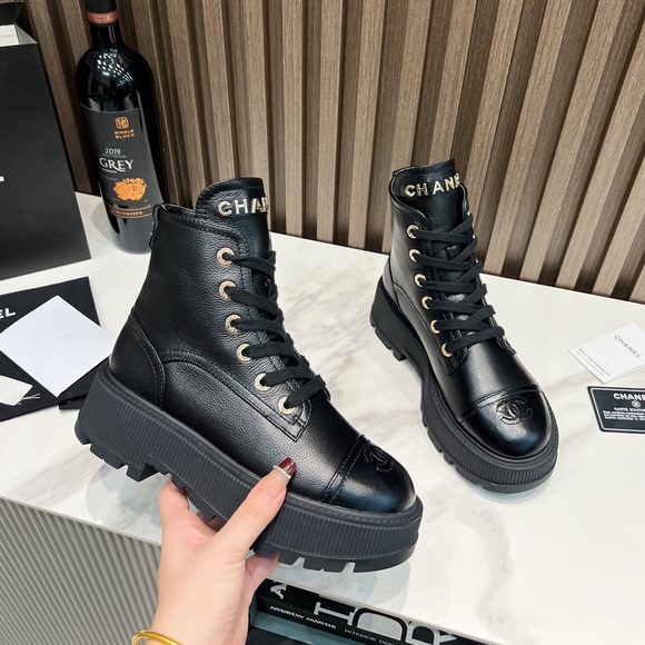 Chanel Black Women's Boots - Picture 2 of 4